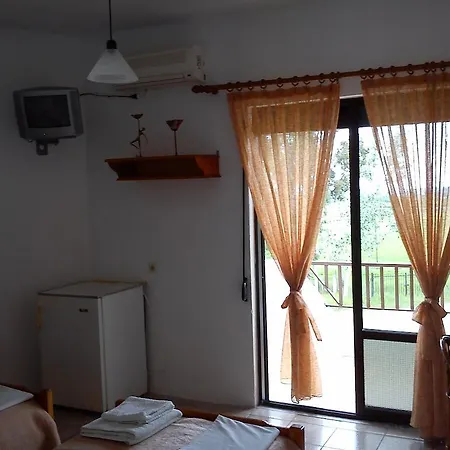 Mylos Apartment